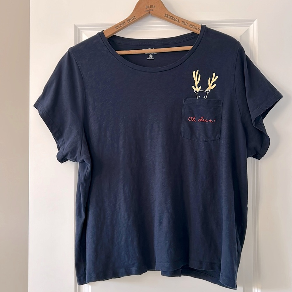 J Crew Mercantile Oh Deer! Navy Blue Holiday Pocket Tee Size 3X w MEASUREMENTS - Picture 3 of 9